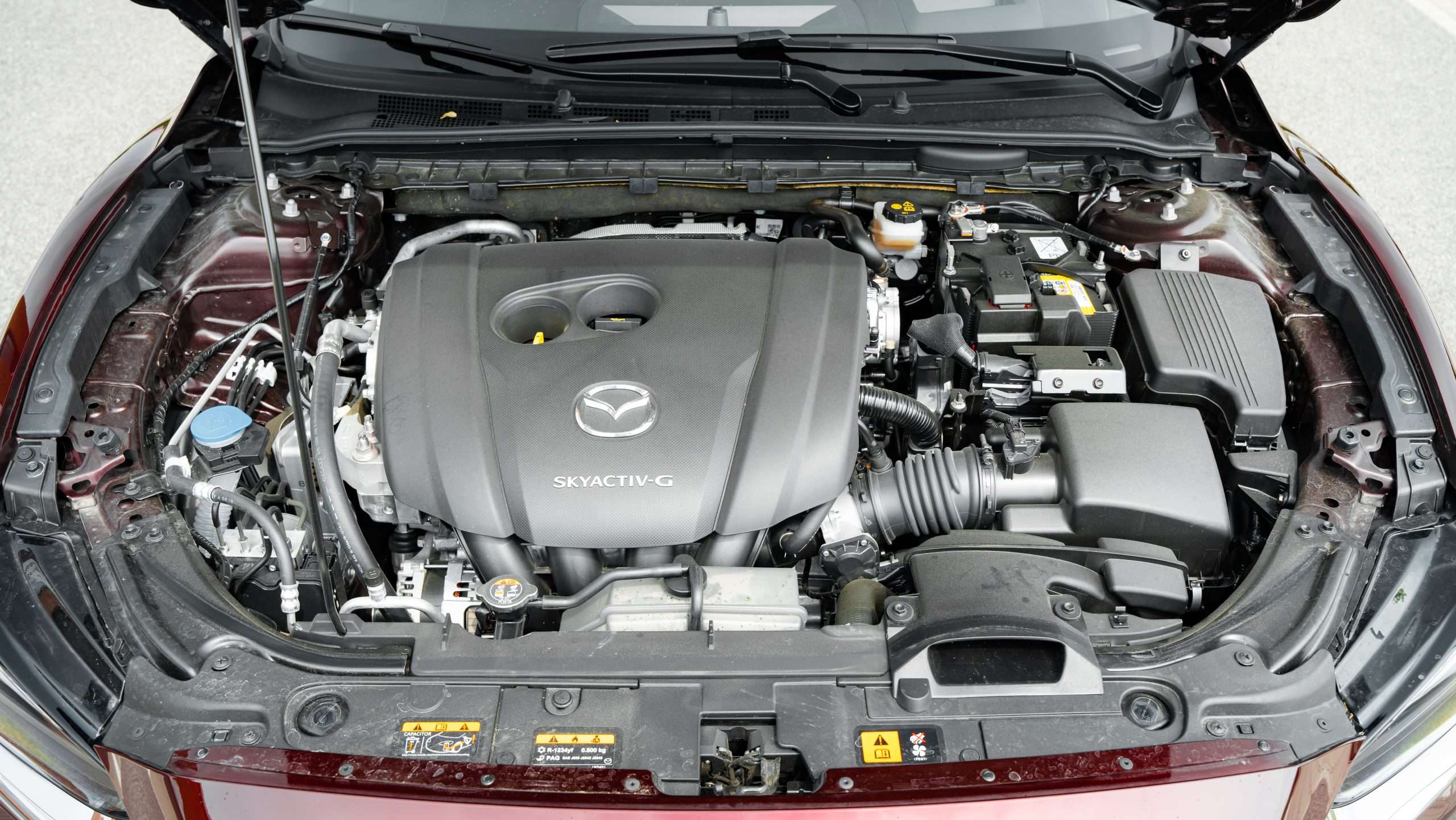 Mazda 6 sedan motor