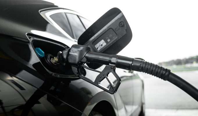 Čerpacie stanice s naftou postupne zanikajú a s nimi aj dieselové autá