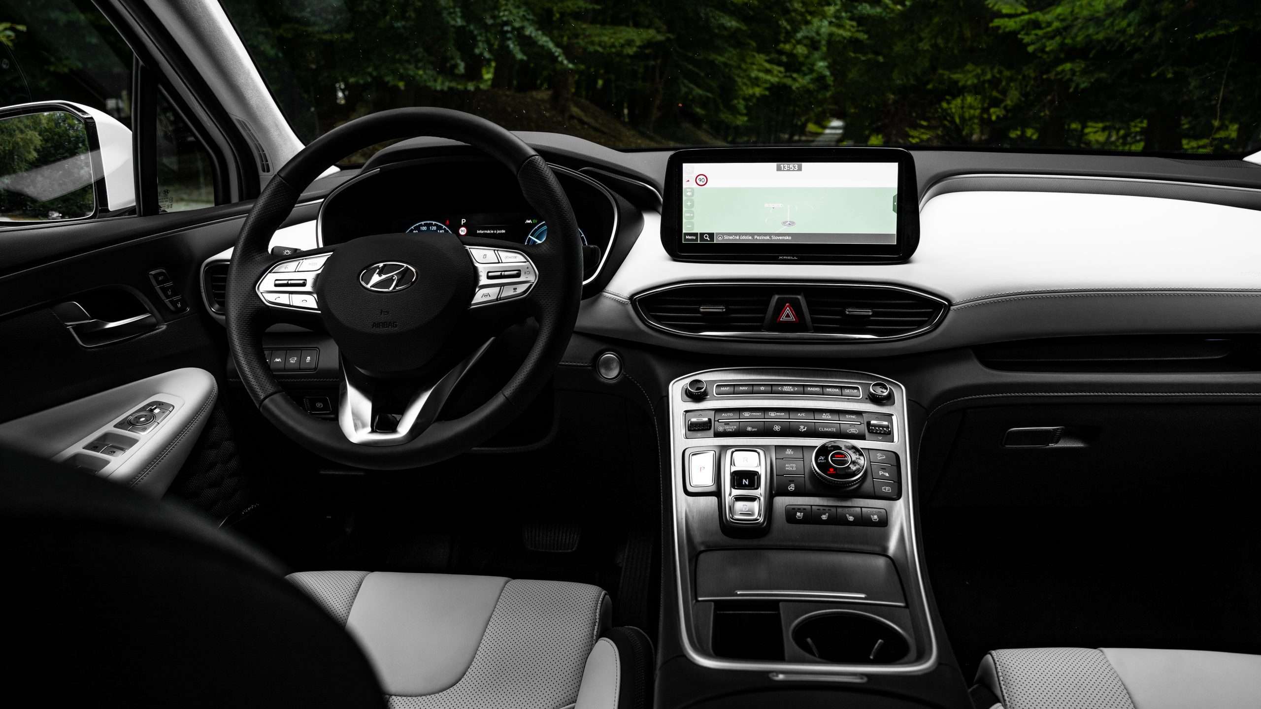 Hyundai Santa Fe SUV
