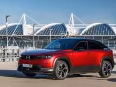 Mazda cúva od elektromobilov. Jej budúcnosť bude vyzerať inak