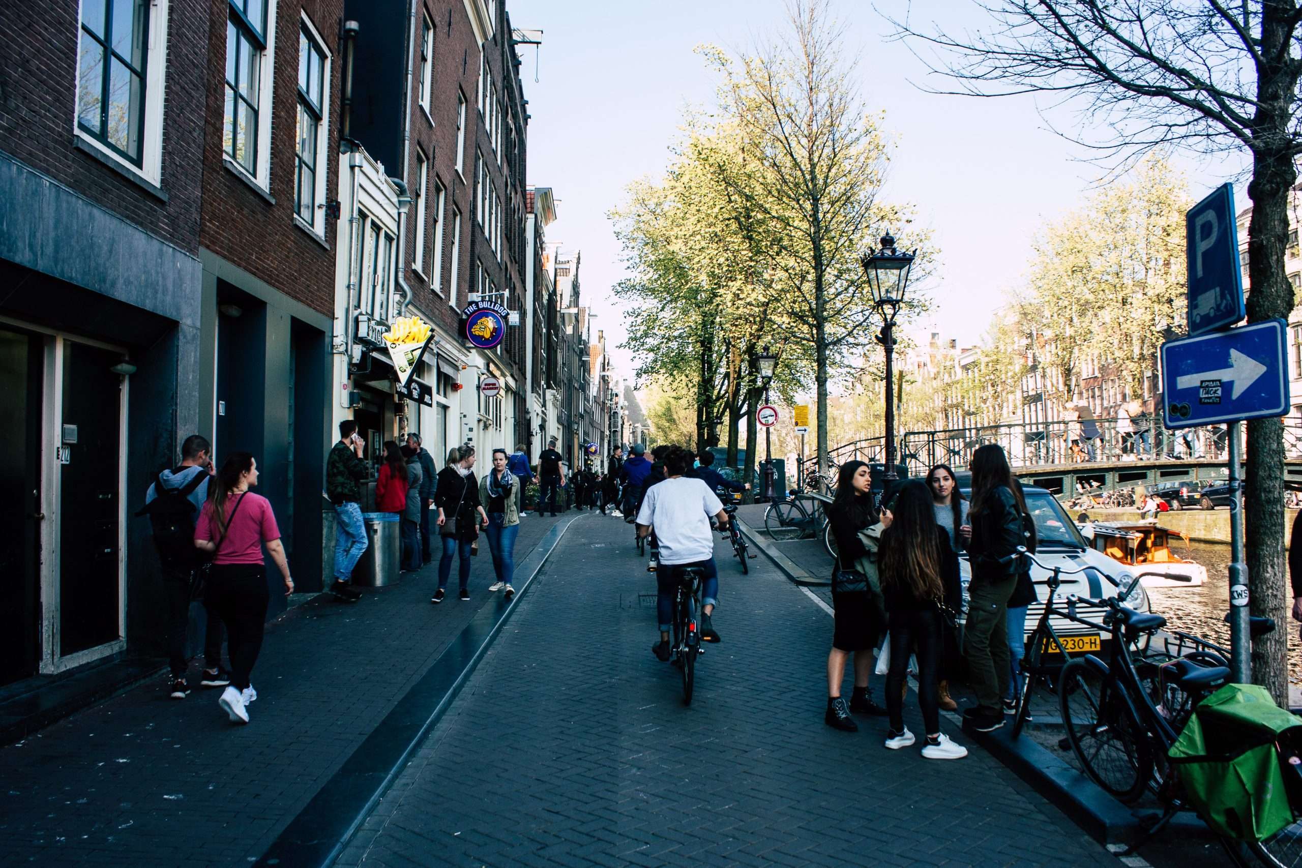 ulica v Amsterdame, limit 30 km/h