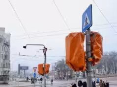 Vyriešia komplikácie na Vajanského nábreží nové semafory?