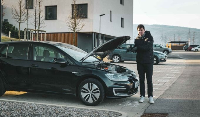 Vydrží batéria elektromobilu 10 rokov? Skutočnosť šokuje mnohých