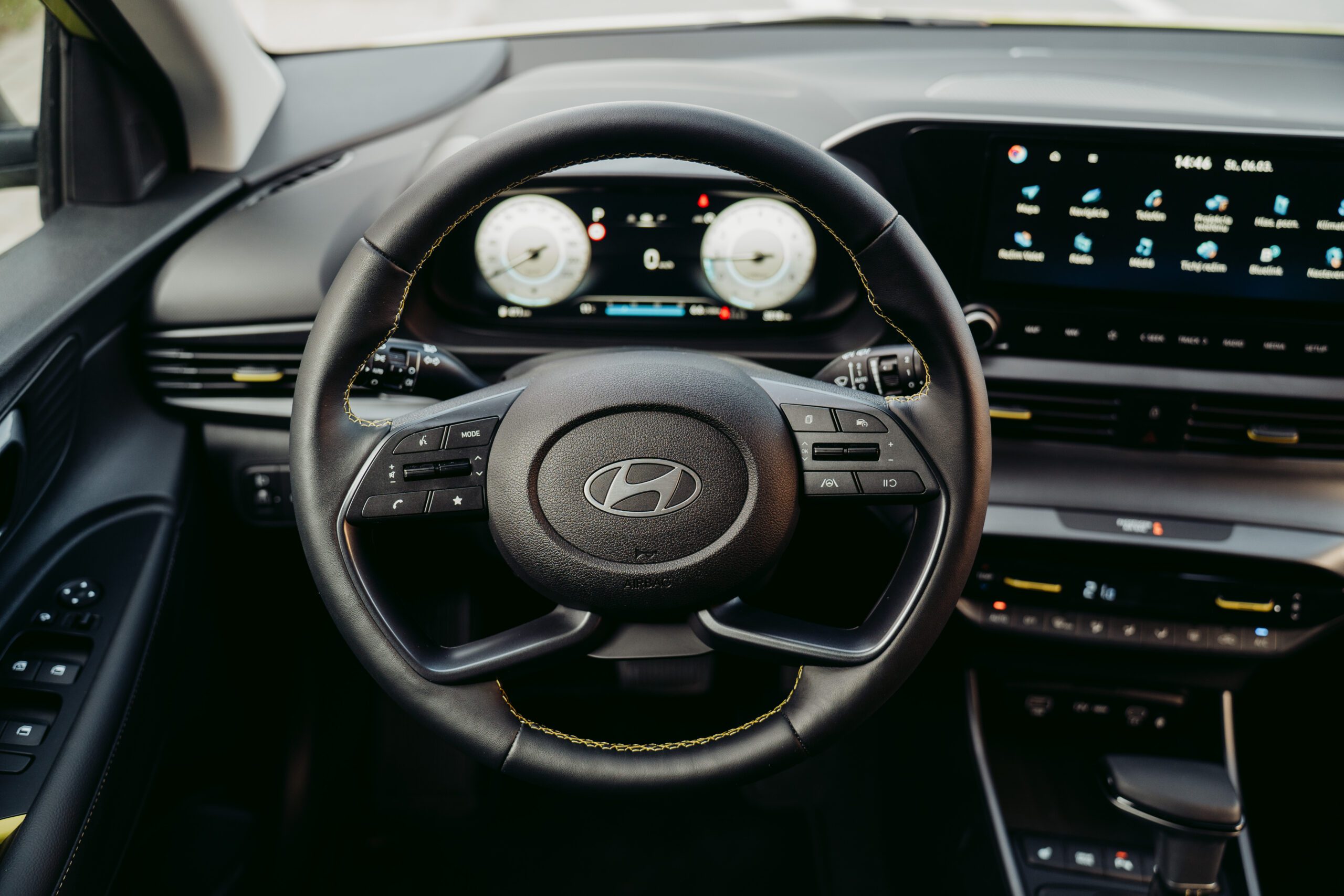 Hyundai i20 interiér