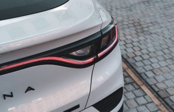 SUV so spotrebou 4,8 l za 24 800 €, táto megazľava sa rýchlo míňa Renault Arkana
