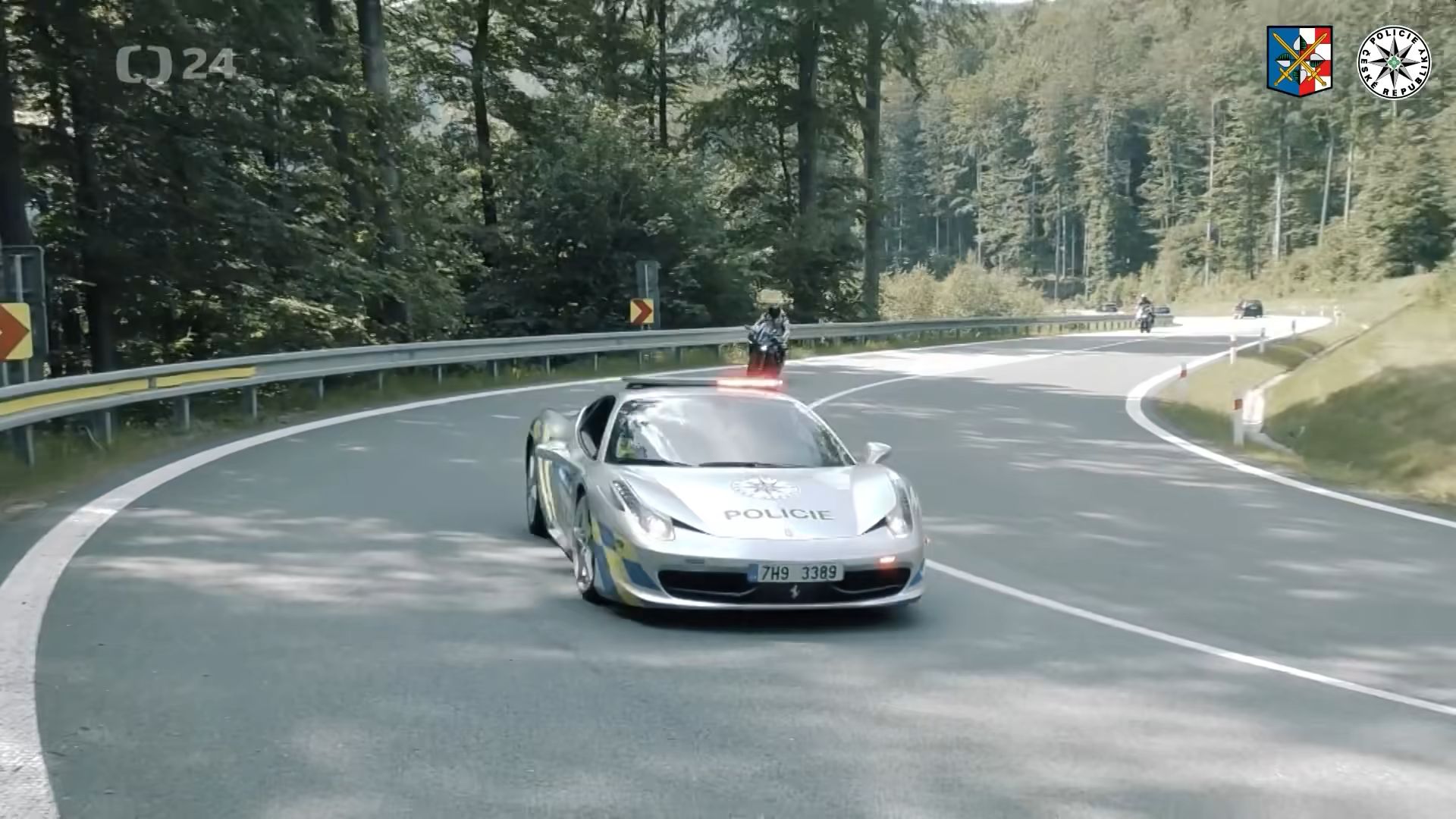policajné Ferrari 458 Italia