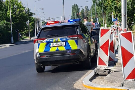 Policajná kontrola na ceste, ilustračná fotografia (zdroj: startstop.sk)