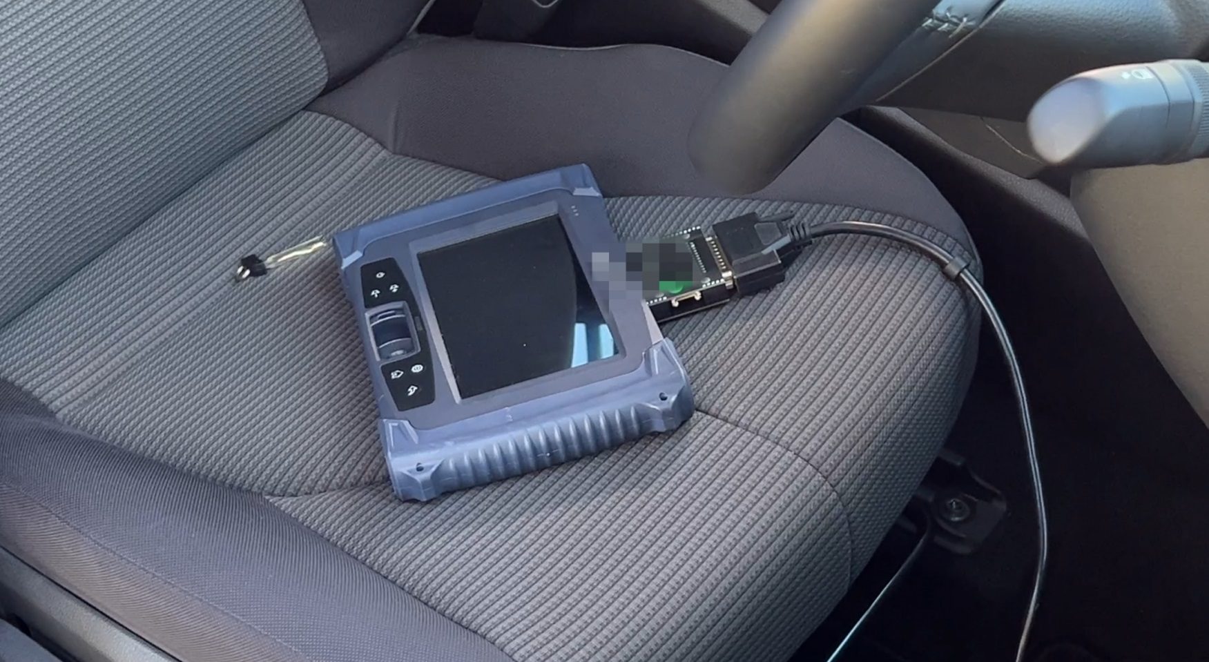 Aj takto má vyzerať zariadenie používané na krádež azuta (foto: CarExpert-Car-Theft-Paul-Maric-10)Aj takto má vyzerať zariadenie používané na krádež azuta (foto: CarExpert-Car-Theft-Paul-Maric-10)