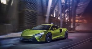 McLaren Artura ostáva základným modelom výrobcu