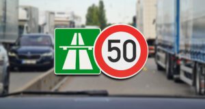 Rýchlostné obmedzenie na max. 50 km/h na diaľnici, ilustračné foto