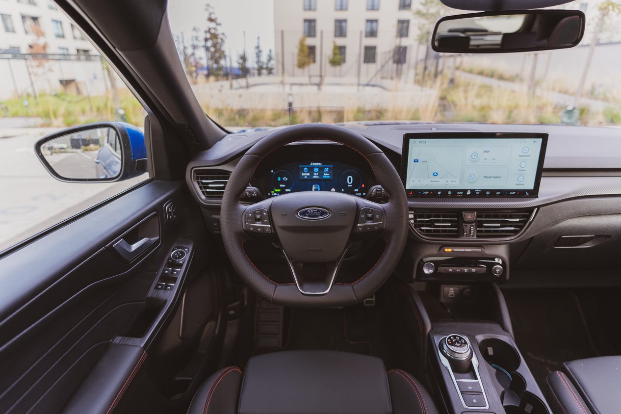 interiér vozidla Ford Kuga