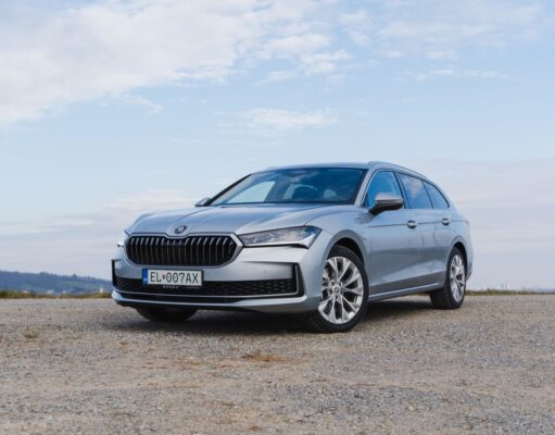To sa podarilo, nové Škodovky majú geniálnu funkciu Škoda Superb Combi iV