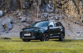 Číňania nechcú európske autá, Európania kupujú čínske, lebo na európske nemajú MG ZS