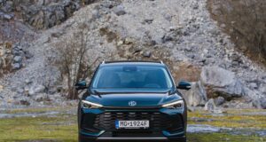 MG ZS Hybrid