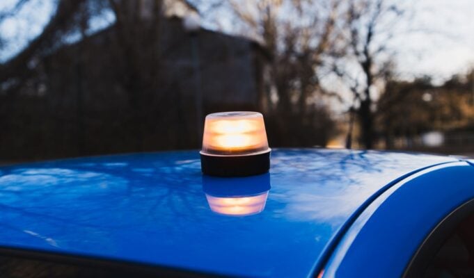 Maják, ktorý mal chrániť vodičov, ukazuje ich polohu celému svetu