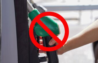 Vyriekol jasný verdikt: Zákaz spaľovákov má silného odporcu, čo sa zmení? zákaz spaľovákov