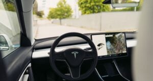 Tesla Model 3 interiér