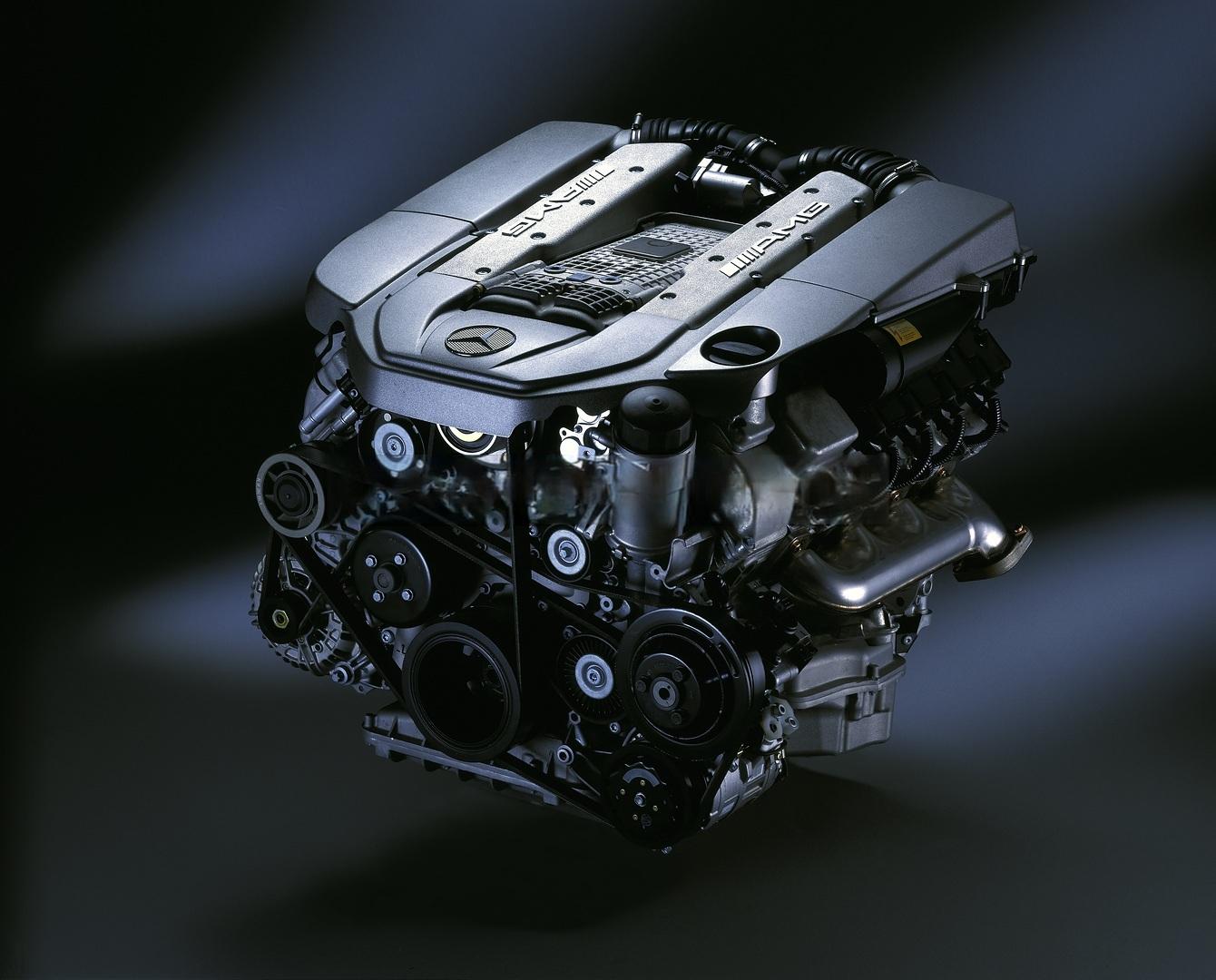 motor Mercedes E55 AMG
