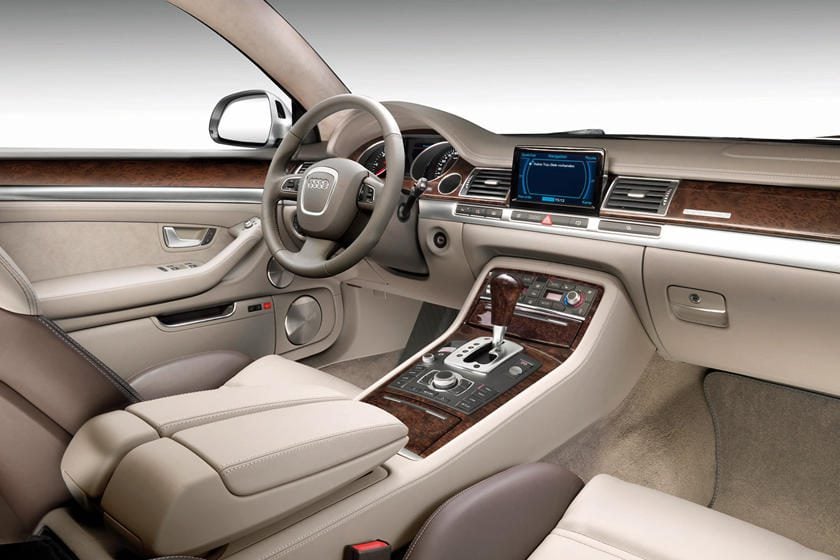 Audi A8 D3