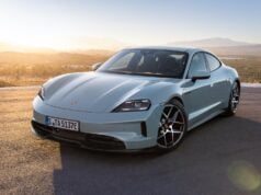 Ojazdené Porsche „omladili“ falošnými dokladmi. Na jedinom aute mohli zarobiť desaťtisíce eur Porsche Taycan