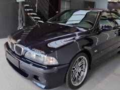 BMW M5 E39 s motorom W10 od VW a slovenskými značkami mieri do aukcie