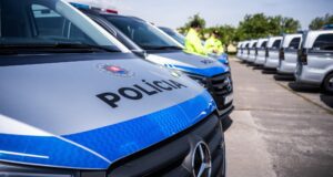 policajné autá
