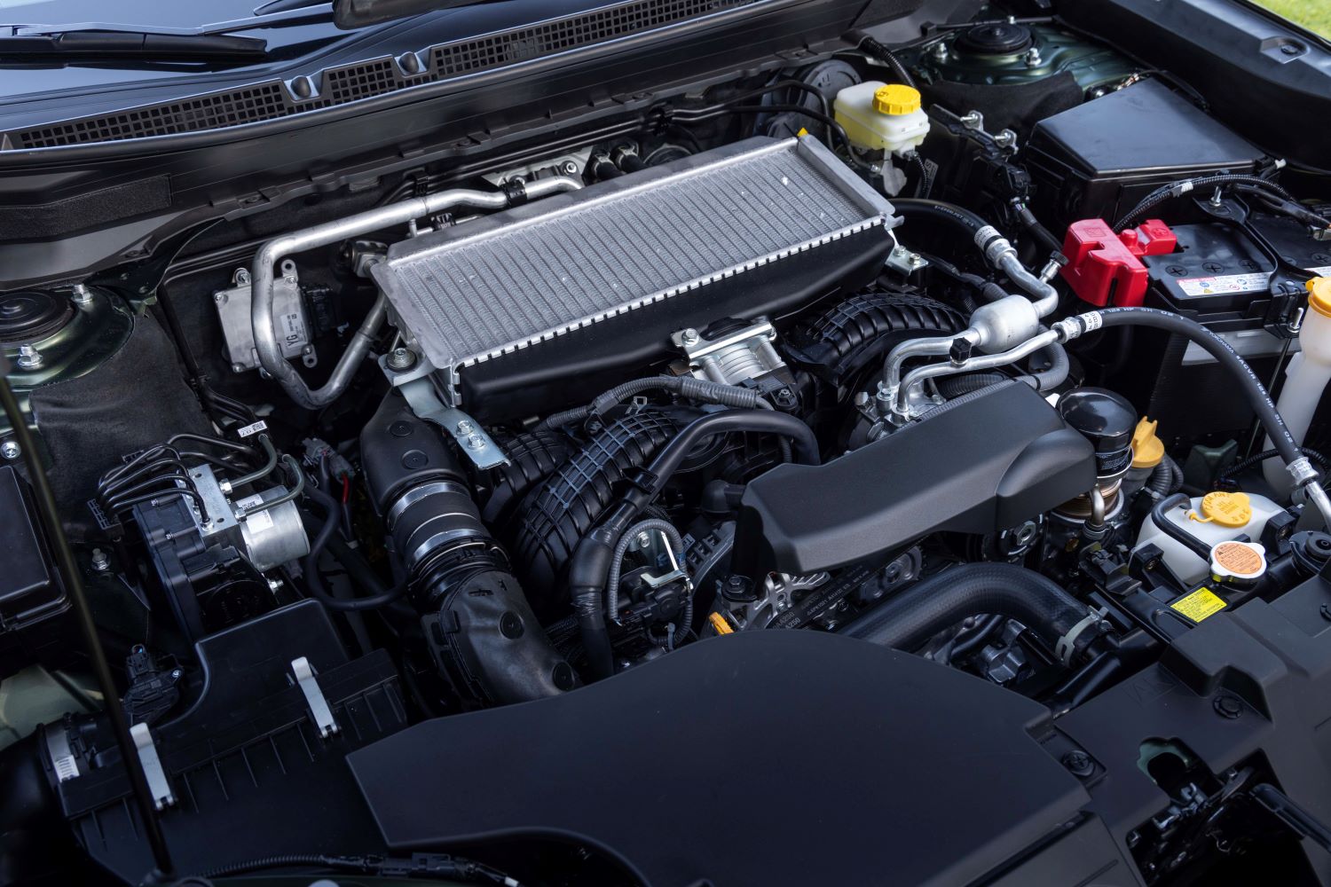 Subaru Outback boxer motor