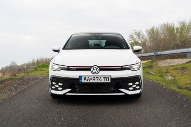 Volkswagen Golf GTI