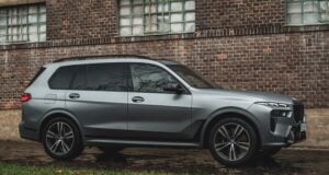 BMW X7 M60i