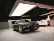 Mercedes-AMG GT 63 APXGP Edition 1 of 52 je na Slovensku Mercedes-AMG GT APXGP Edition