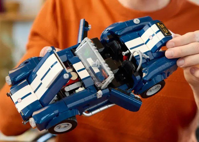 LEGO Icons Shelby Cobra 427