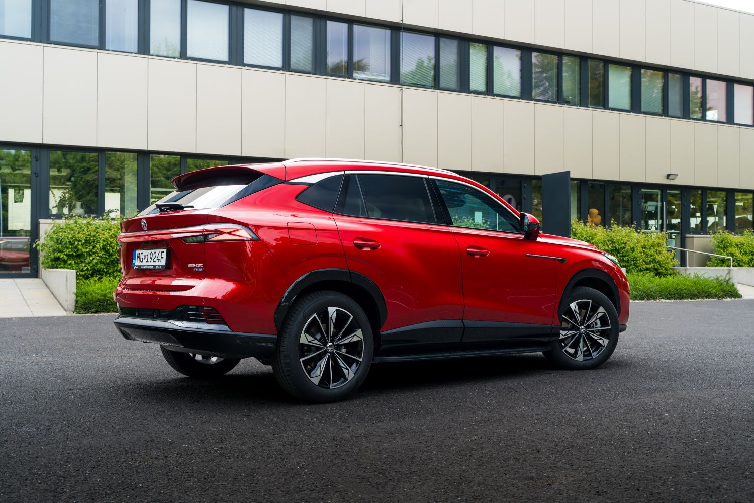 MG HS PHEV