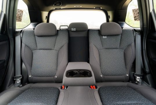 zadné sedadlá vo vozidle Subaru Forester
