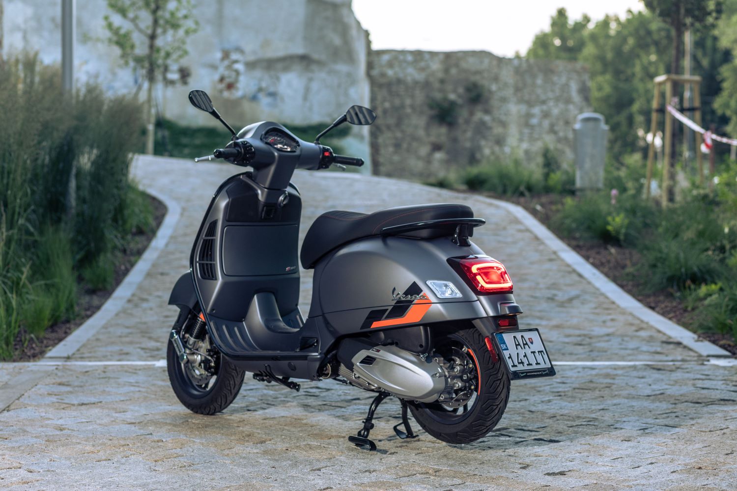 Vespa 310 GTS