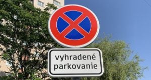 parkovať na zakázaných miestach