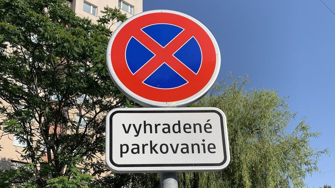 parkovať na zakázaných miestach