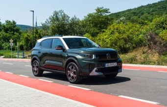Predaj nových áut mierne klesol, Citroen s Audi skokanmi roka Citroen C3 Aircross