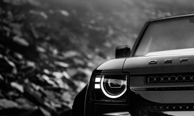 Defender OCTA Black