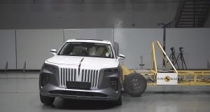 Hongqi EHS9
