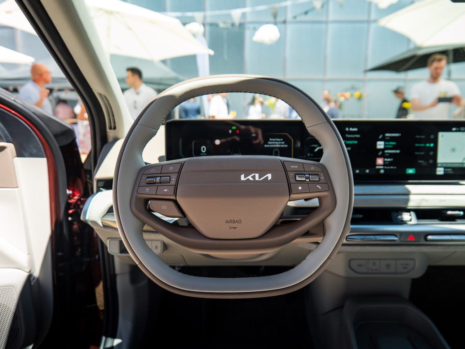 KIA EV4