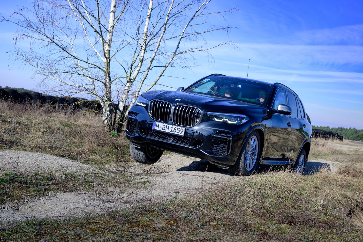 BMW X5 v náročnom teréne