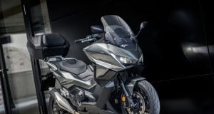 Honda Forza 750