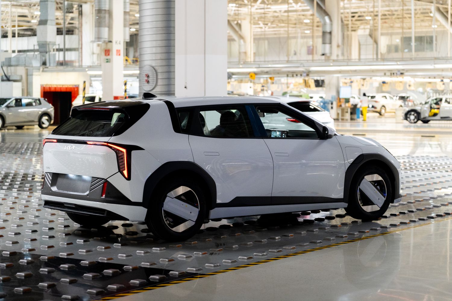 Kia EV4
