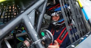 Petr Pavel vo vozidle NASCAR