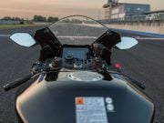 Yamaha R9