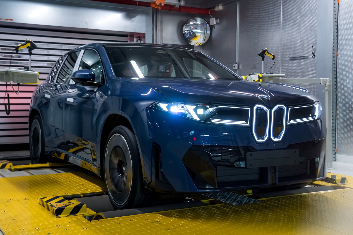 BMW iX3