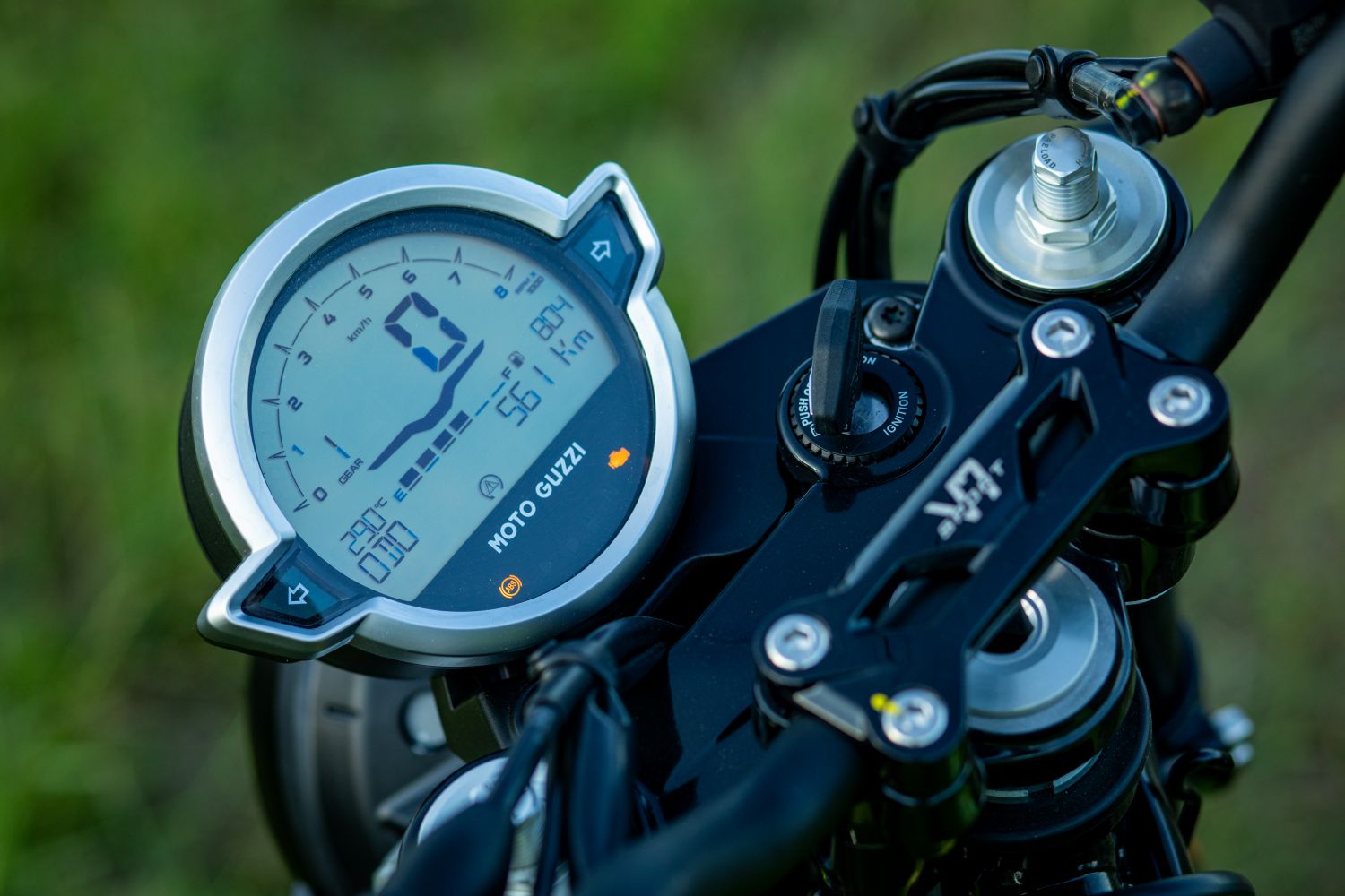 prístrojový panel motocykla Moto Guzzi