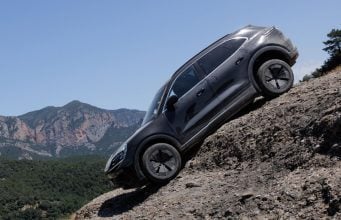 Porsche cayenne Electric