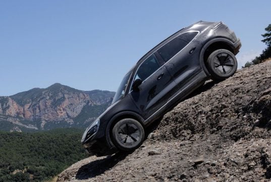 Porsche cayenne Electric