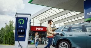 OMV čerpacia a nabíjacia stanica